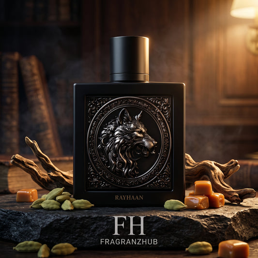 Wolf de Rayhaan en primer plano, rodeado de cardamomo, tófe y Amberwood sobre piedra oscura, con iluminación cálida y dramática, atmósfera nocturna y fondo suavemente desenfocado.